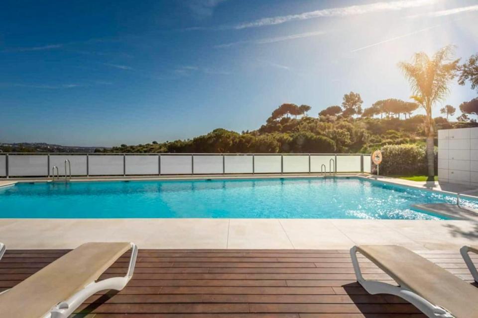 Appart De Standing Piscine Superbe Vue Golf Malaga Exterior photo